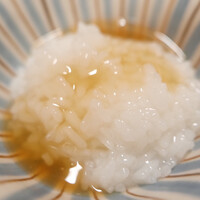 瓢亭 本店 - お粥に鰹だしの餡をかけて