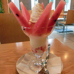 フルーツパーラーゴトー - すいかのパフェ