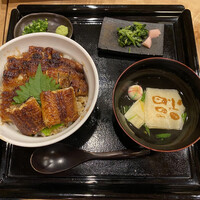 うなぎ家 しば福や - まぶしば丼