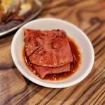 焼肉 ジャンボ - 