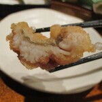 旬彩 天ぷら 心来(しんら） - 鱧の天ぷらの 切り口。