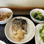 ささら - 焼きナス サバ塩焼き 小松菜おひたし