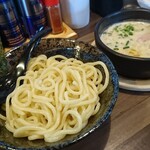 まる家 - 麺がチョッと変わって好い感じ。