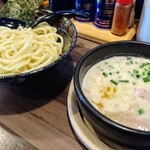 Maruya - 鶏白湯つけ麺