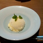 うなぎ料理 澤正 - バニラアイス