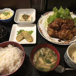 家庭料理 楓 - 唐揚げ定食650円