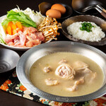 本格水炊きと博多もつ鍋 地鶏と九州料理 居酒屋 鳥邸 - 