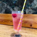 カフェテラス あらみ - 自家製ヤマモモシロップのサイダー割りです。蜜がなくなり次第終了となります。