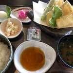 天婦羅割烹 天新 - 