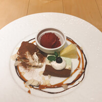 Osteria UVA RARA 横浜 - 