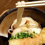 うどん屋 きすけ - 麺リフトアップ