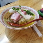 自家製麺 くろ松 - 特級中華そば(ワンタン、味玉入り)950円