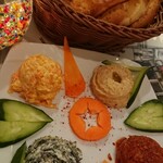 Yıldız Turkish Restaurant & Bar ユルディズ トルコレストラン - 