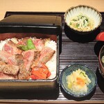 しゃぶしゃぶ・すし　八山 - ステーキ重