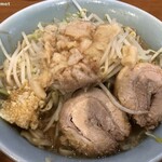 ラーメン BooBoo太郎。 - 再訪問 2020/07 小ラーメン(豚2枚) 「ニンニクアブラ・ヤサイ少め」(780円)