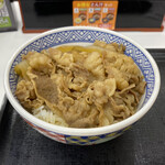 吉野家 - 牛丼(並) 352円 