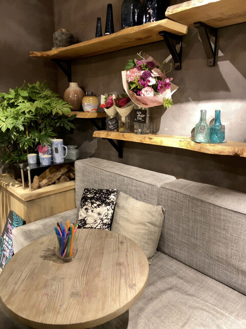 内装的照片 Aoyama Flower Market Tea House 食べログ 简体中文 内装的照片 Aoyama Flower Market Tea House 食べログ 简体中文