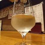 ビストロ シン 2 - 日本の白