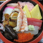多賀城亀喜寿司 - ランチちらしを上から。