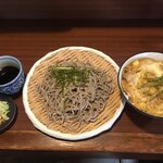 食堂 まるせい - 料理写真: