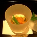 御料理 伊とう - ≪６月≫前菜。フタを開けたところ。器もヒンヤリ～。