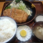 とんかつ　かん田 - とんかつ定食大盛