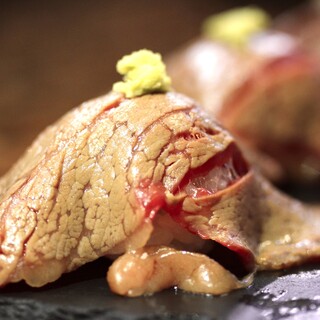 焼肉割烹J's苑の肉寿司「炙り寿司」