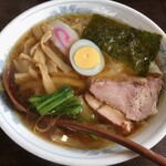 秀佳亭 - ワンタンメン