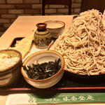 味奈登庵 - ざるそば 富士山盛り＋穴子天！　
      フジヤマビンボー！　