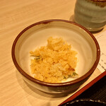 味奈登庵 - 無料の揚げ玉はもちろん貰う。
      アゲダマビンボー！