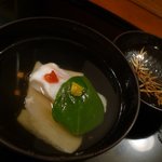 京料理 藤本 - ③椀物（しろぐじ、気仙沼のフカヒレ、ゴマ豆腐）