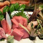 亀喜寿司 - 刺し盛 (･葡萄海老･鮑･ニシン･鮑アワビ)