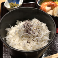赤坂あじさい - シラスご飯