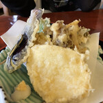 甜蕎屋 源平 - 野菜の天ぷら
      
      さつまいも
      茄子
      かぼちゃ
      春菊
      舞茸
      ゴボウのかき揚げ