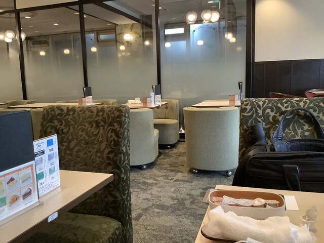 Kissa Shitsu Renoir Higuri Higashiguchi Ten photo 4