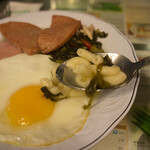 Tsui Wah Restaurant - 