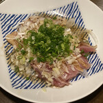 Motenashi Shunsaiya - 宮崎産　赤鶏　塩だれにまぶしてあり美味でした