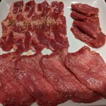 焼肉ホルモンがく - タン盛合せ