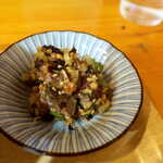 Shinodaya - カツオのたたき・薬味まぶし。ミョウガ・生姜・ねぎ・胡麻など、みじん切りの薬味がたっぷり！