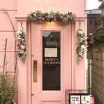 BERRY’S TEA ROOM - 