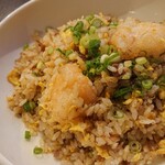 いこい飯店 - 海老が大きいです！しかもプリップリッ！
