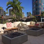 Tommy Bahama Restaurant, Bar & Store - 