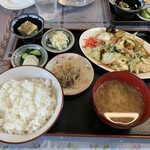 ちんめん - 野菜炒め定食(700円)