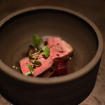 SECRETO - ▶︎京都七谷鴨・炭火・ビーツ・富士山の薪