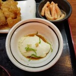 Ebisu - 唯一の清涼剤、おぼろ豆腐。