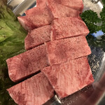 焼肉・ホルモン よし松 - 