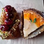 ベーカリーグルトン - 