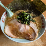 豚骨醤油ラーメン まじめ家 - 