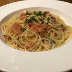 たかのつめ - トマトとバジルとモッツァレラのパスタ