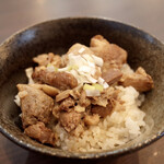 Menya Nidaime Ierai Shan - 魯肉飯（ルーローハン）250円